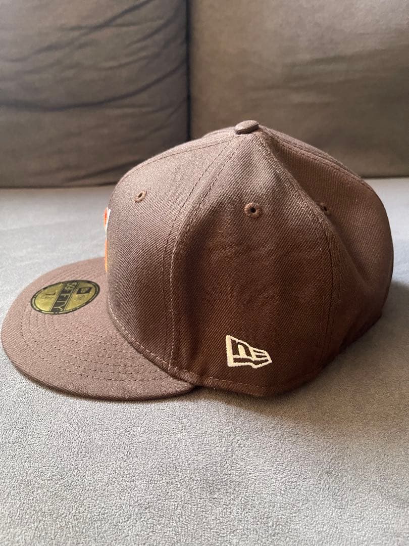 T*中様 Supreme 59FIFTY ブラウンキャップ 7 3/8