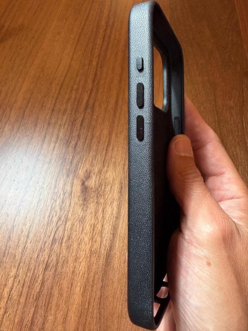 【美品】iPhone 15 Pro 256GB SIMフリー｜おまけ付