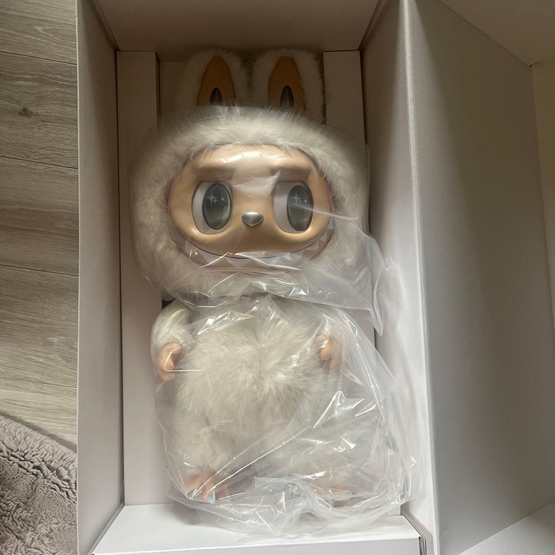 ANGEL IN CLOUDS LABUBU ぬいぐるみ　ポップマート　天使