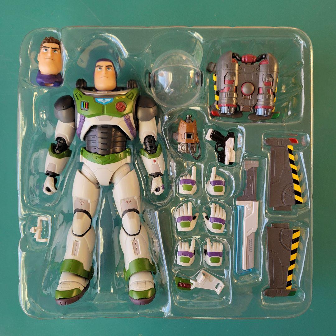 S.H.Figuarts フィギュアーツ バズライトイヤー　アルファスーツ