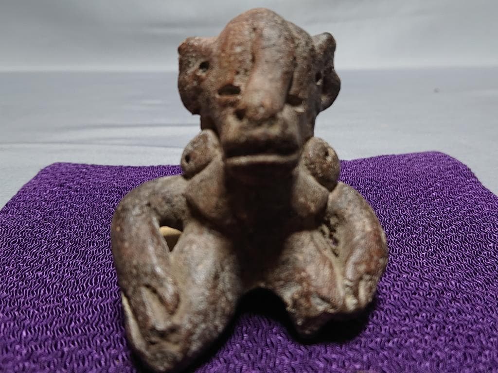 マヤ文明（古典期後期）ヤシュチラン遺跡出土　動物土偶