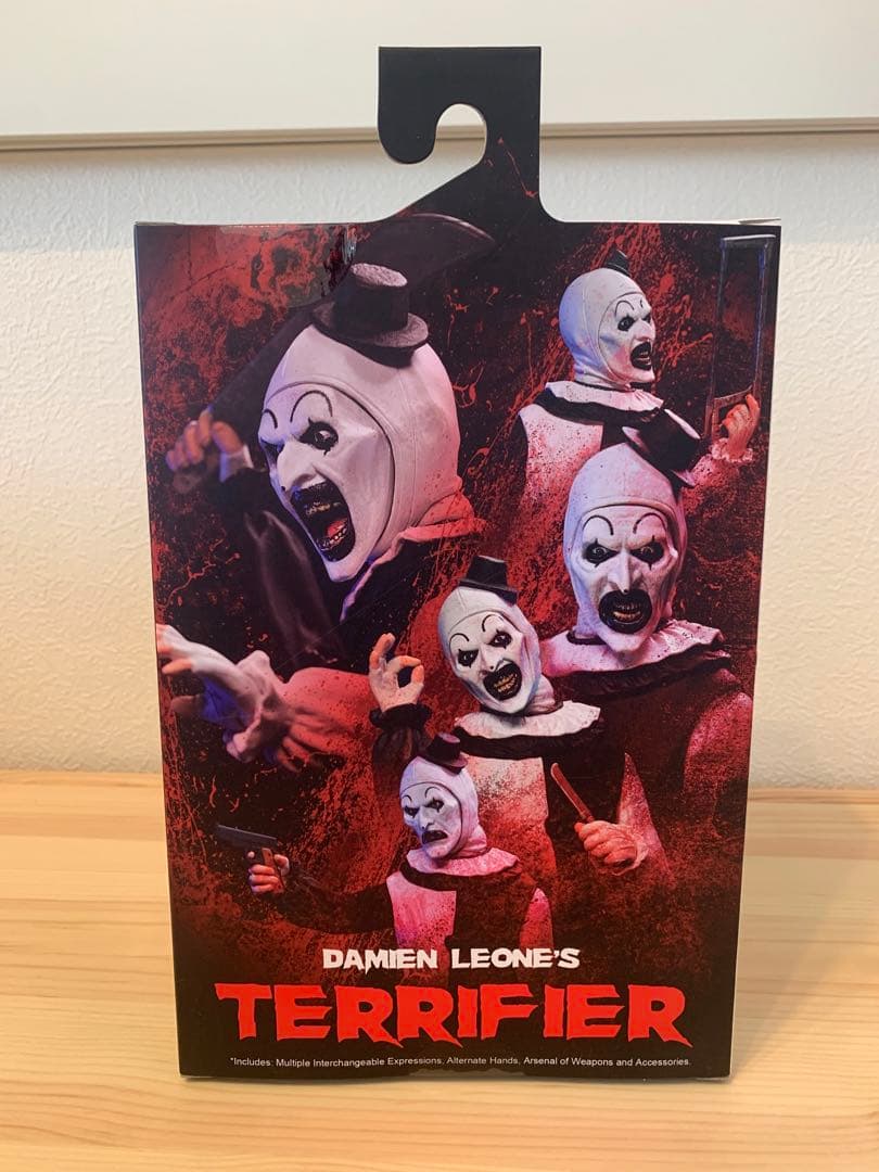 NECA 【テリファー】アート・ザ・クラウン　フィギュア