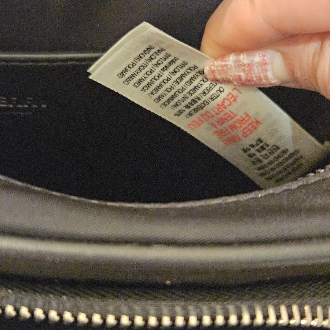 Burberry ブラック ショルダーバッグ