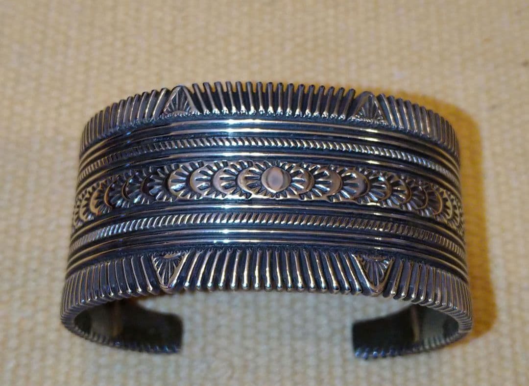 Pat bedoni パットベドニ― バングル ナバホ