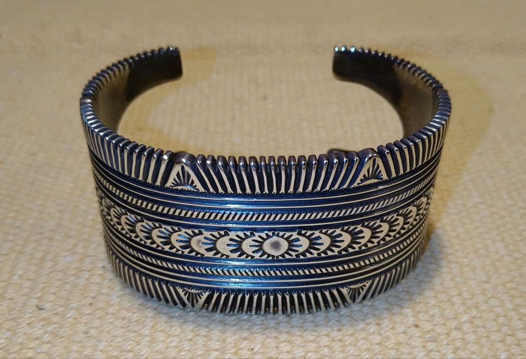 Pat bedoni パットベドニ― バングル ナバホ