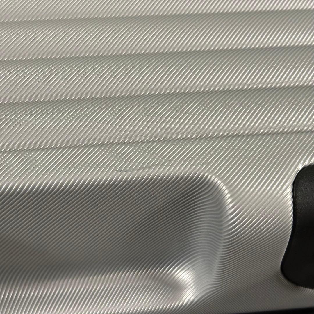 匿名発送　デルセー　DELSEY　キャリーケース　機内持込みサイズ