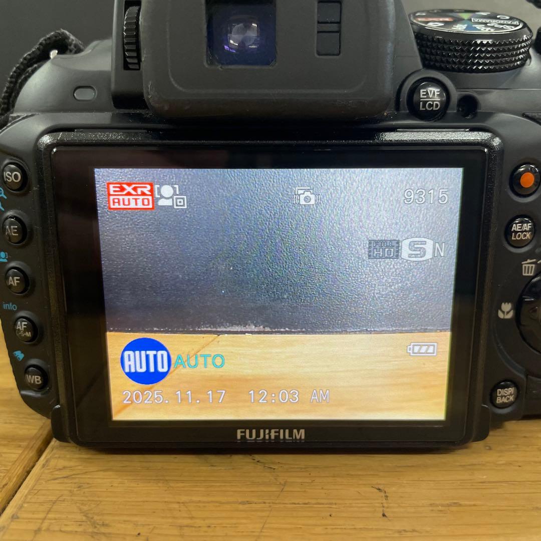 動作品 FUJIFILM Finepix HS35EXR デジタルカメラ