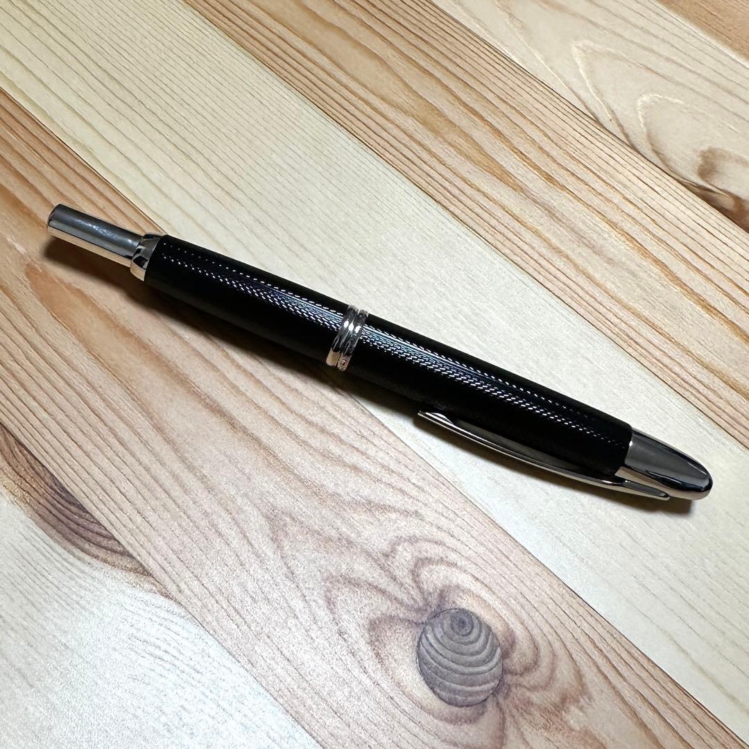 【美品】キャップレス 2016限定品 ネットブラック　F（細字）