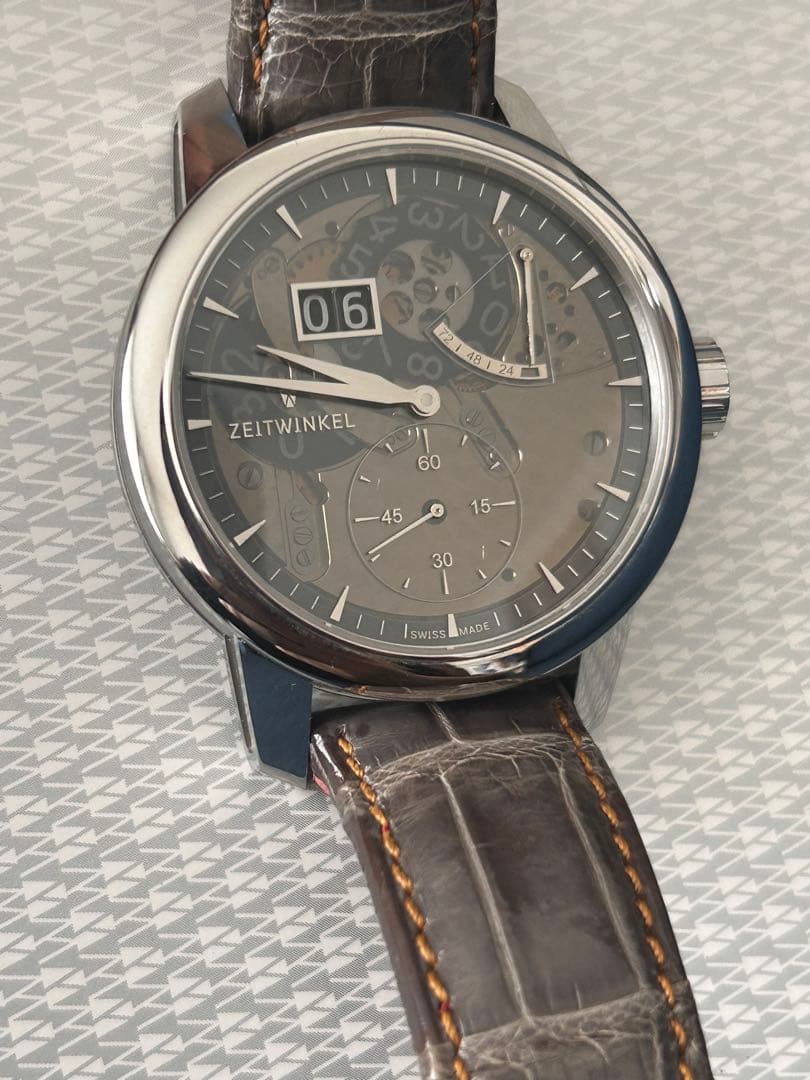 ZEITWINKEL 273° SAPHIR FUME