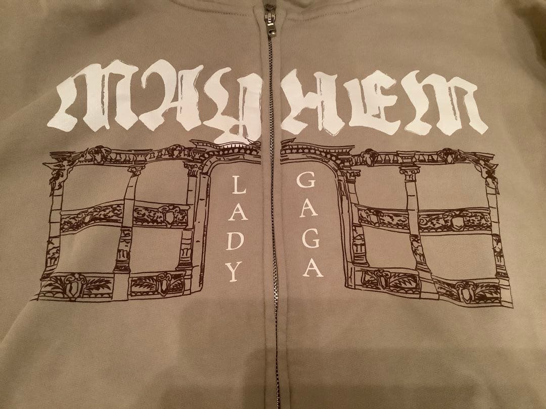 レディー・ガガ　ZIPフーディ　Mサイズ