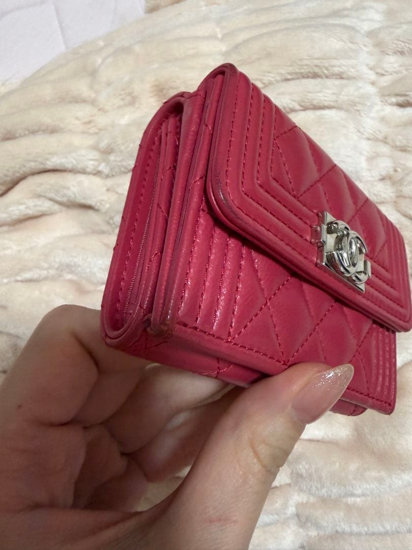 CHANEL ボーイシャネル　三つ折り財布