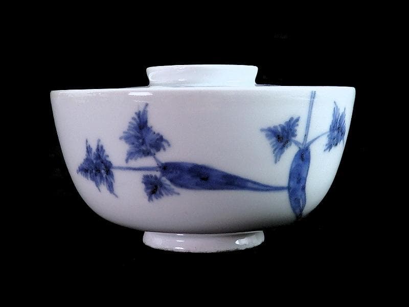 古伊万里　染付　人参に蝶の図　蓋茶碗 江戸期　C452AS-CAy