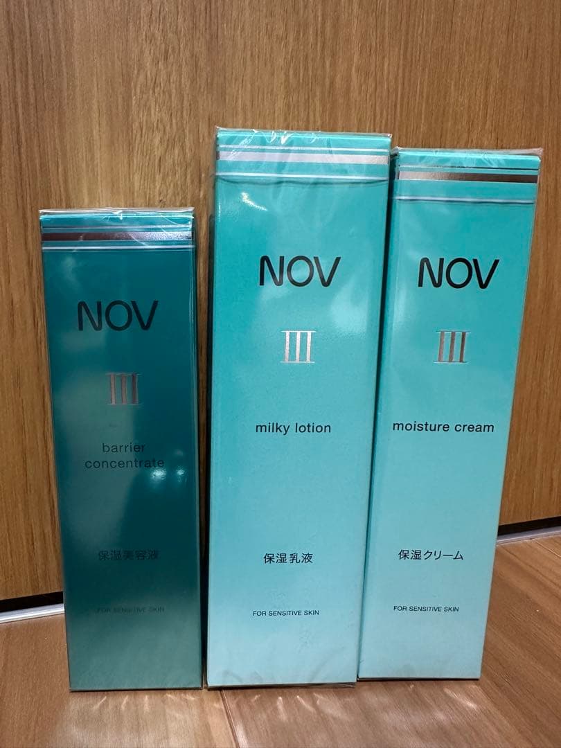 ノブ　３点セット　保湿美容液　保湿乳液　保湿クリーム
