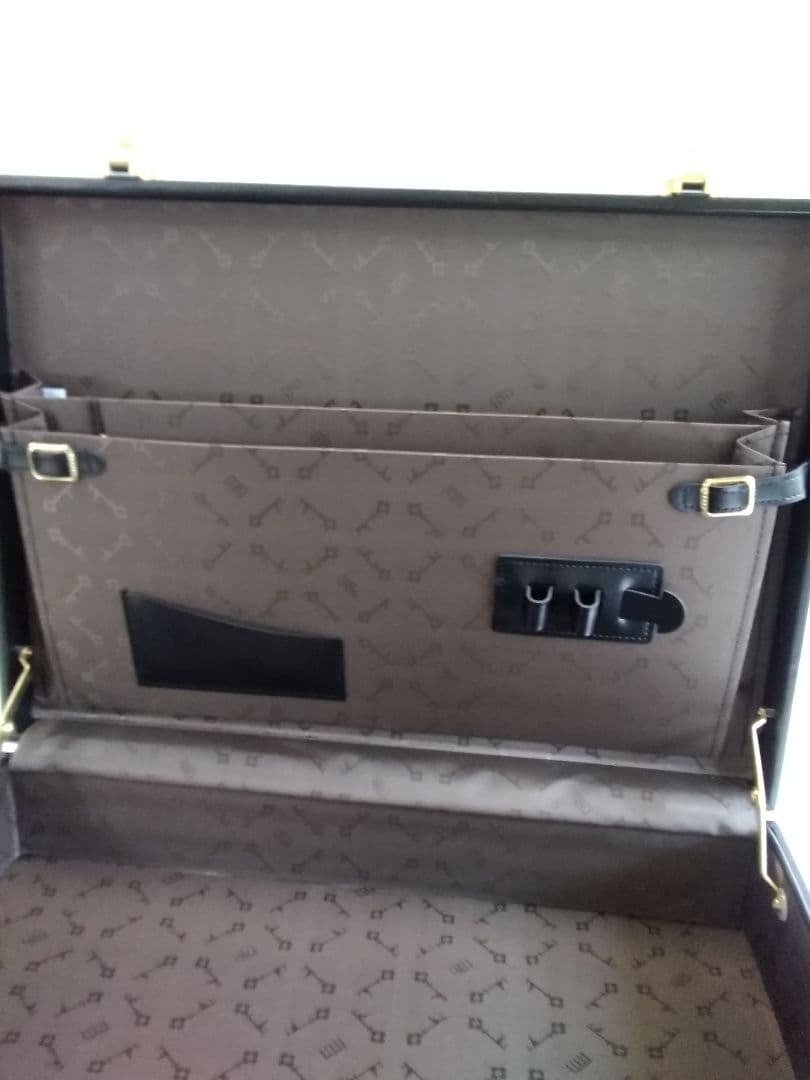 アタッシュケース　新品未使用　豊岡製　美品