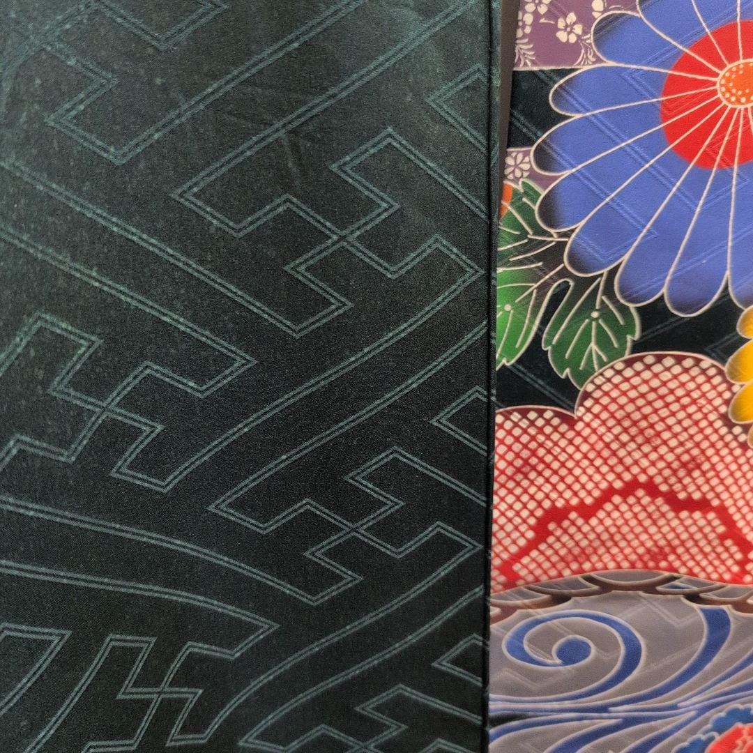 【上質】紅型風ダークグリーン花柄振袖