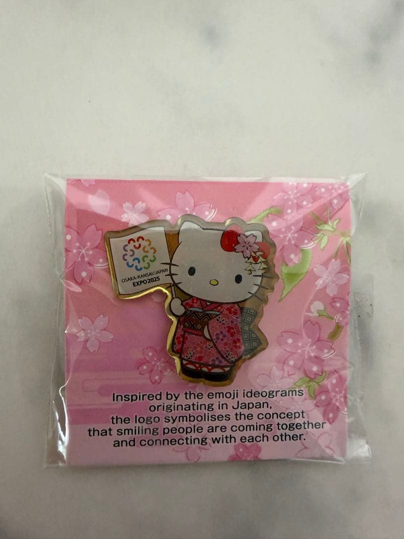 大阪・関西万博　誘致ピンバッジ　ハローキティ（非売品）