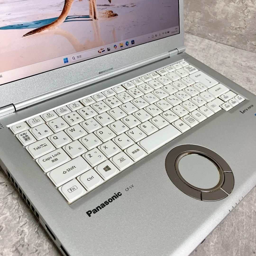 【大人気】Panasonic 14型 ノートPC 第8世代i5 8GB