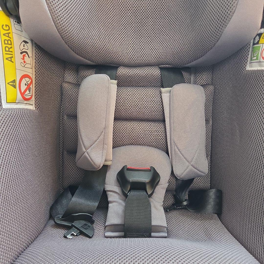 Aprica クルリラフィットISOFIX 360度回転　チャイルドシート
