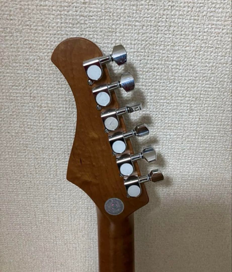 ほぼ新品【エレキギター】Bacchus BST-3 RSM/M OWHストラト