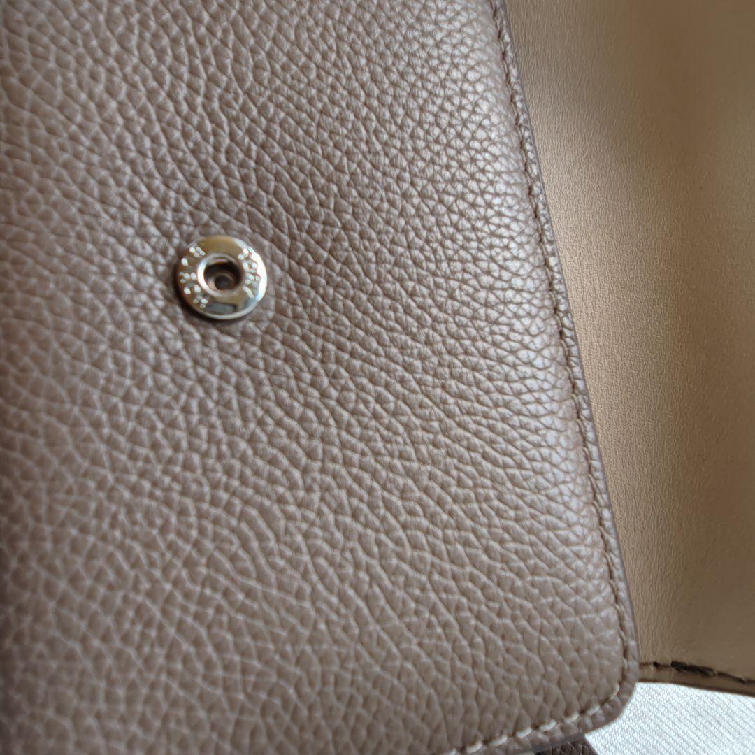 未使用級　トリーバーチ　ロビンソンペプルドウォレット