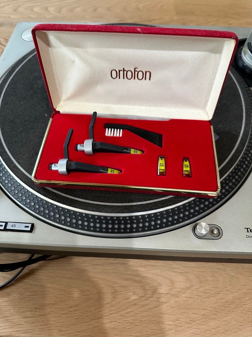 Technics SL-1200MK3D 2台 + Ortofon カートリッジ