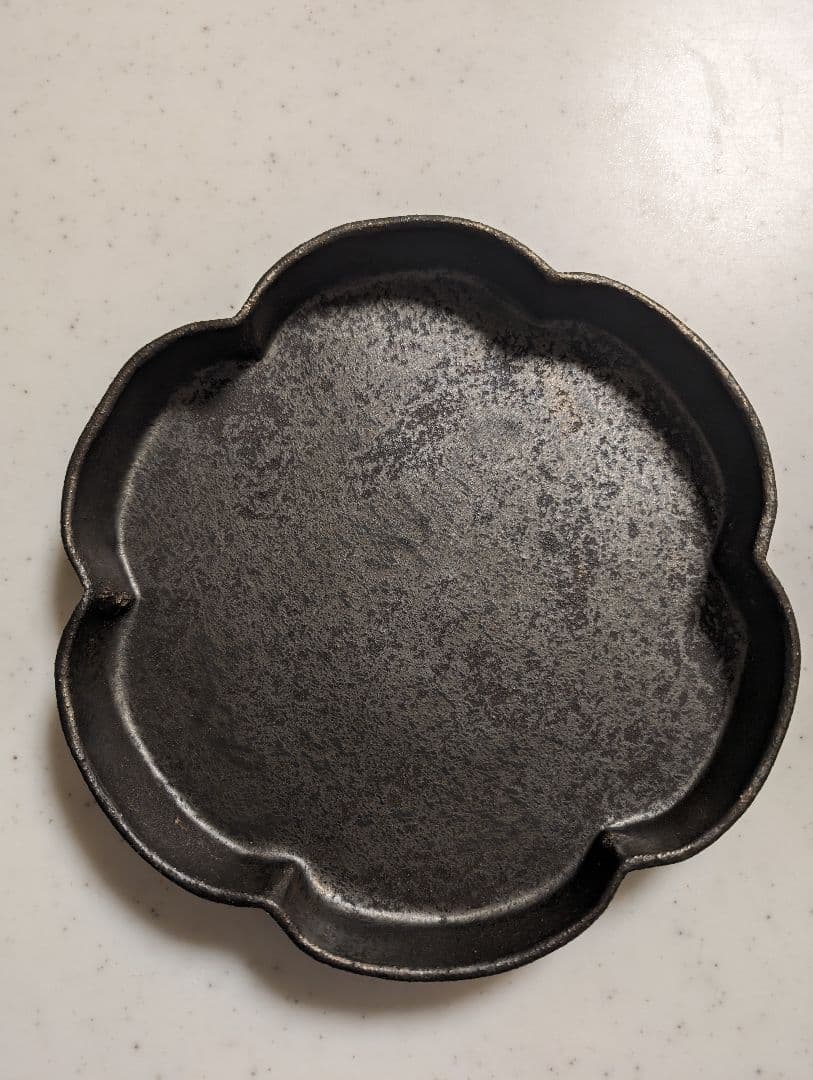 安福由美子 錆輪花盆皿