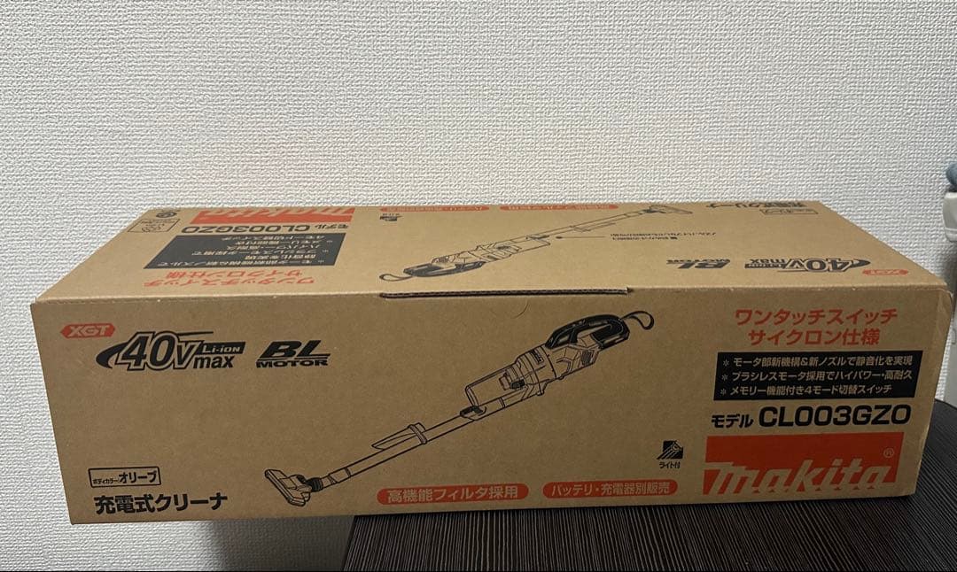 【新品】Makita 充電式クリーナー CL003GZO