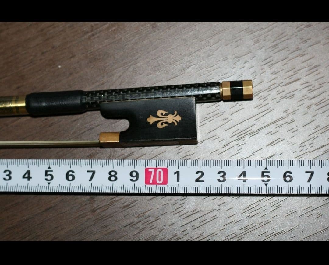 バイオリン弓　4/4 カーボン