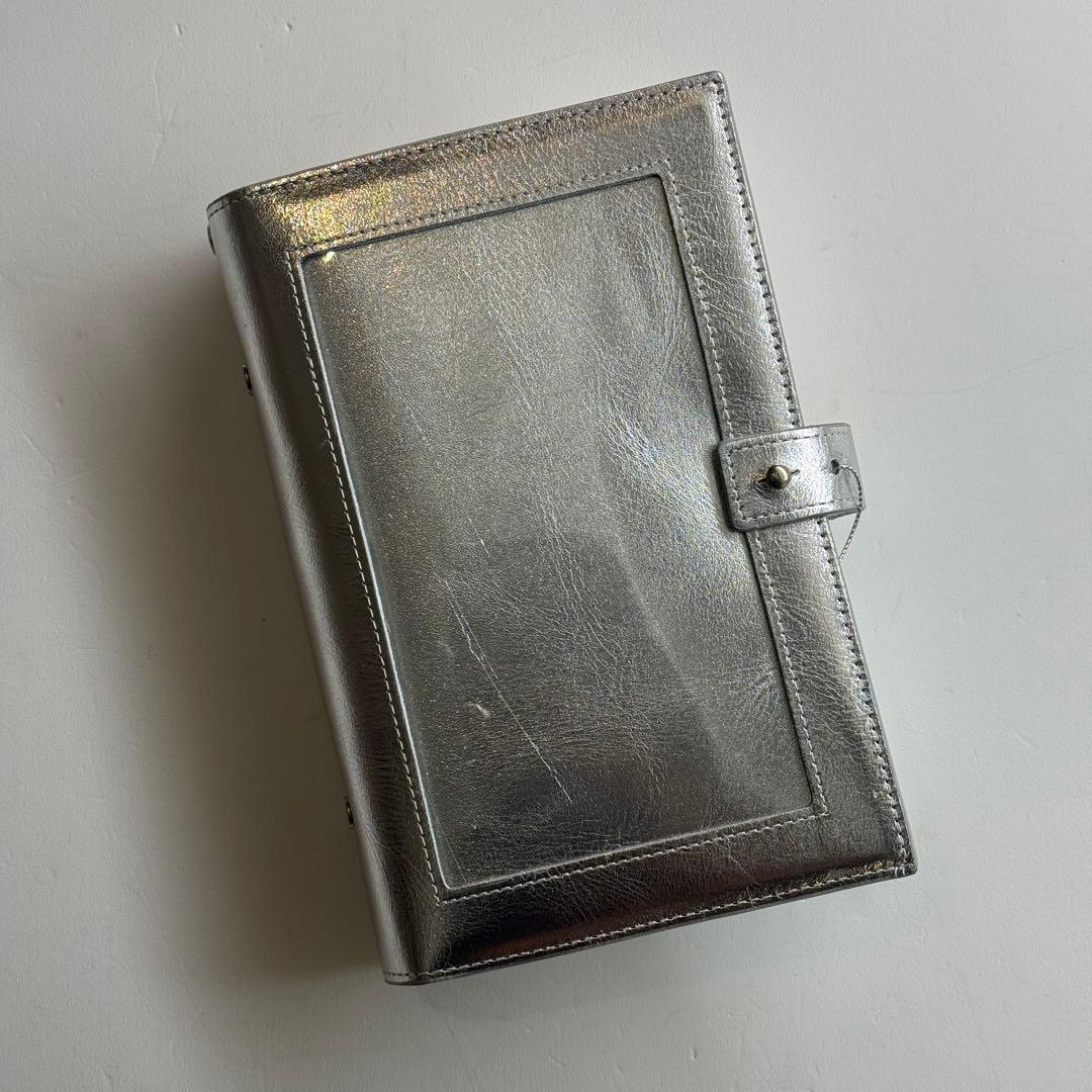 バインダー　シルバー　リボン　チャーム付き　A6