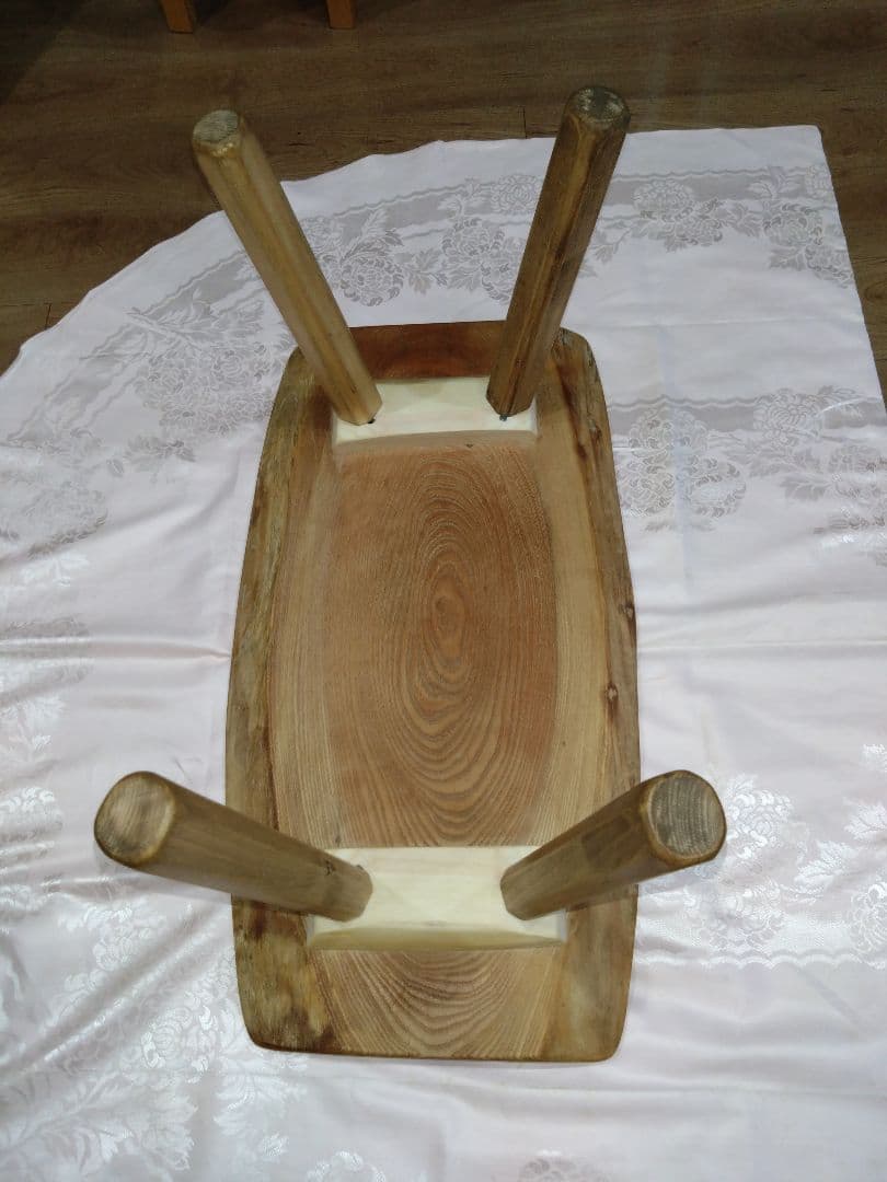 ケヤキのテーブル⑱　ケヤキ一枚板の模様が綺麗なテーブル