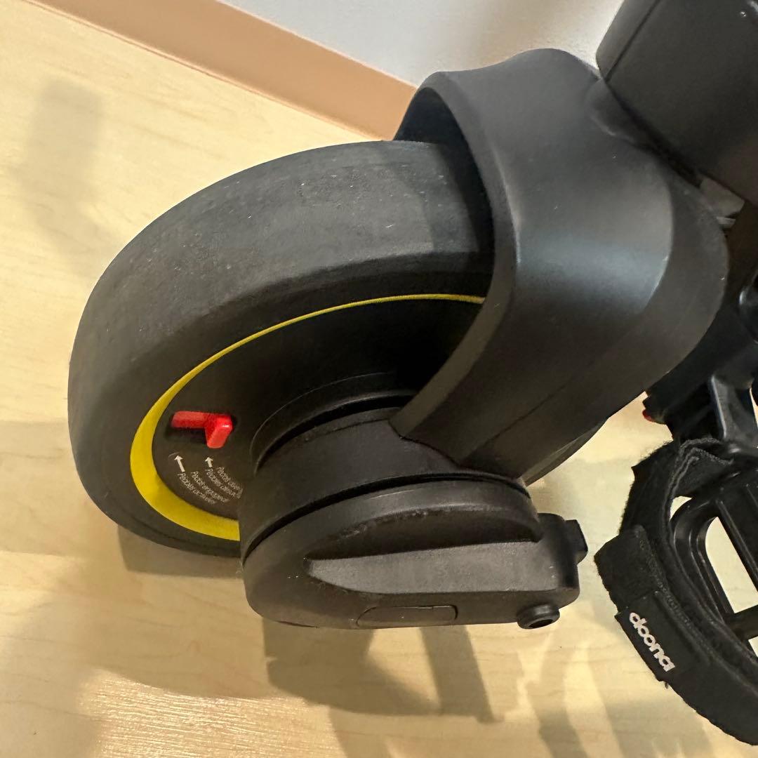 【世界最小折りたたみ三輪車】doona リキトライク　レッド