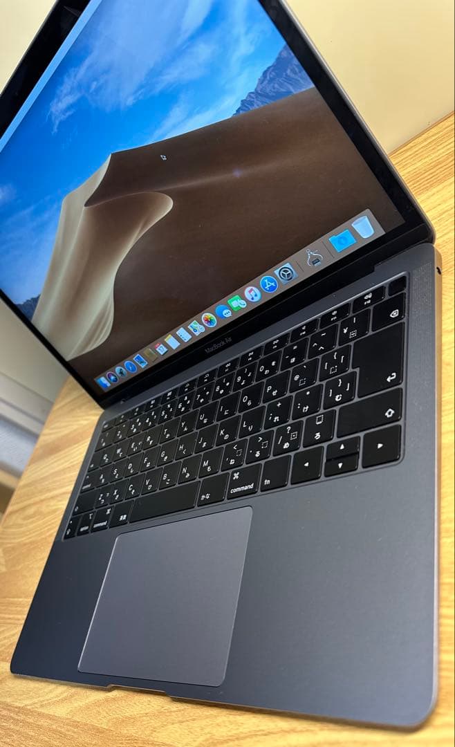 美品 Macbook Air 2018,13inch,メモリ16,SSD 512
