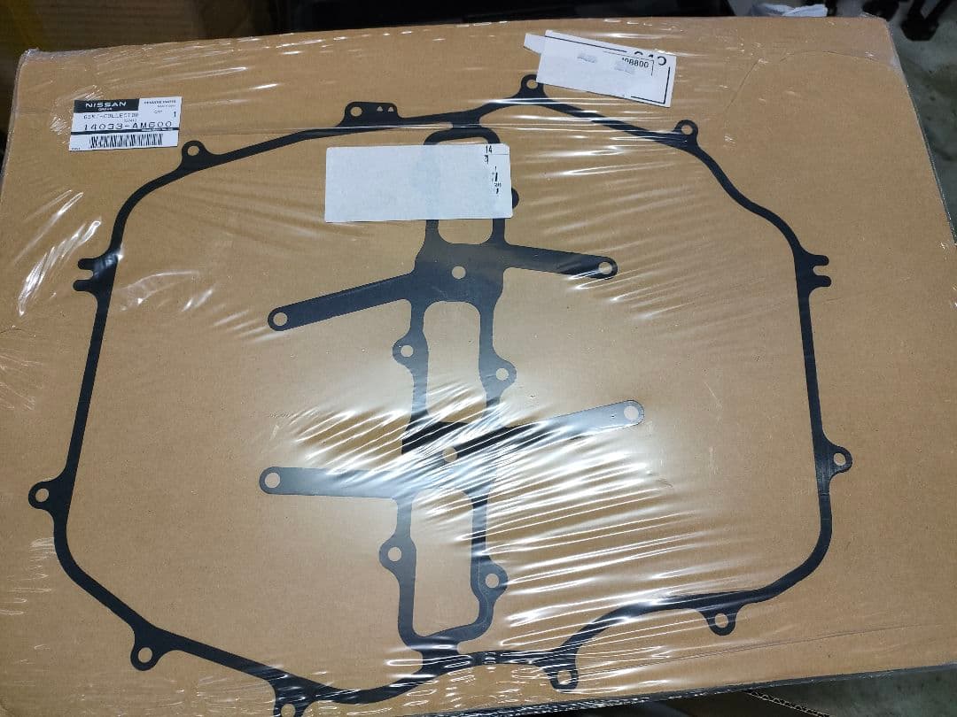 Z33前期 純正タペットカバー ＋その他交換に必要なパッキン、ガスケットセット