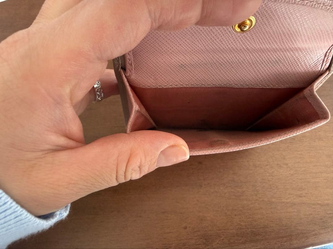 PRADA 二つ折り財布 Saffiano Multic Cipria