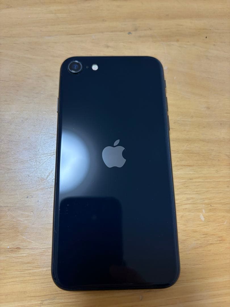 Apple iPhone SE (第3世代) ミッドナイト 本体　SIMフリー