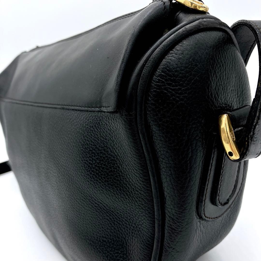 【GUCCI】ショルダーバッグ　インターロッキング　レザー　ブラック