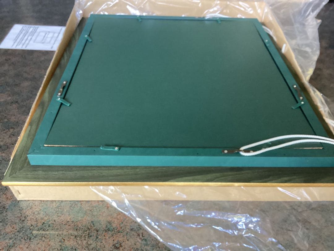 モスグリーンとゴールドの木製油彩額縁　サイズF8 箱付き　日本製　美品