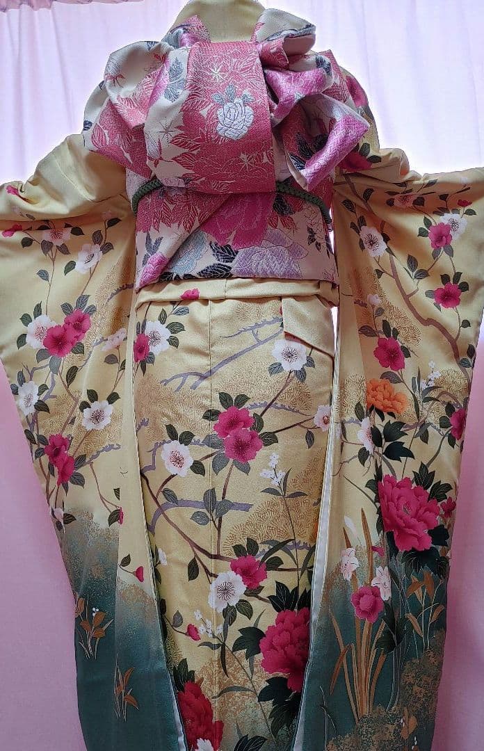 豪華　牡丹　振袖　袋帯　帯揚げ　帯締めセット　刈安色(薄い緑がかった黄色)