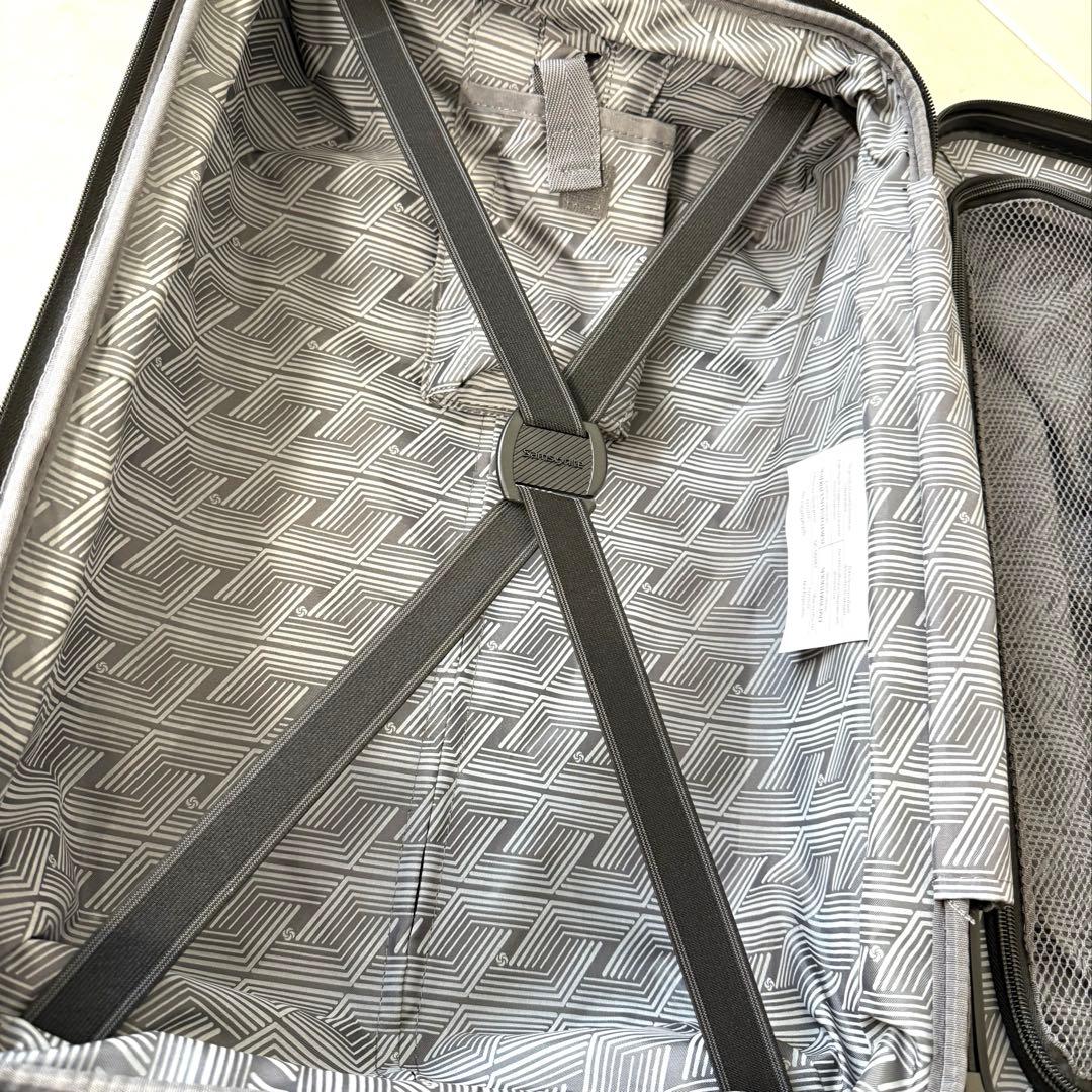 完売品！サムソナイト 機内持ち込み スーツケース キャリー omni2 USB