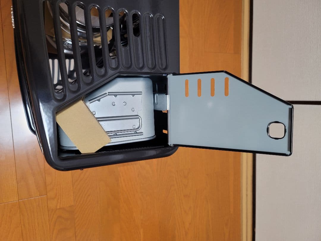 超メルカリ市送料込！！ TOYOTOMI RC-W360 ブラック ストーブ