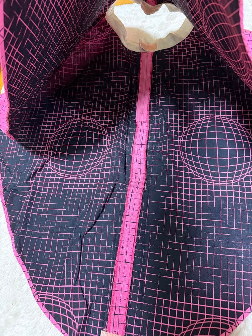 20471120 スカート　ケープ　マント　ポンチョ　蛍光　ピンク　時空　4次元