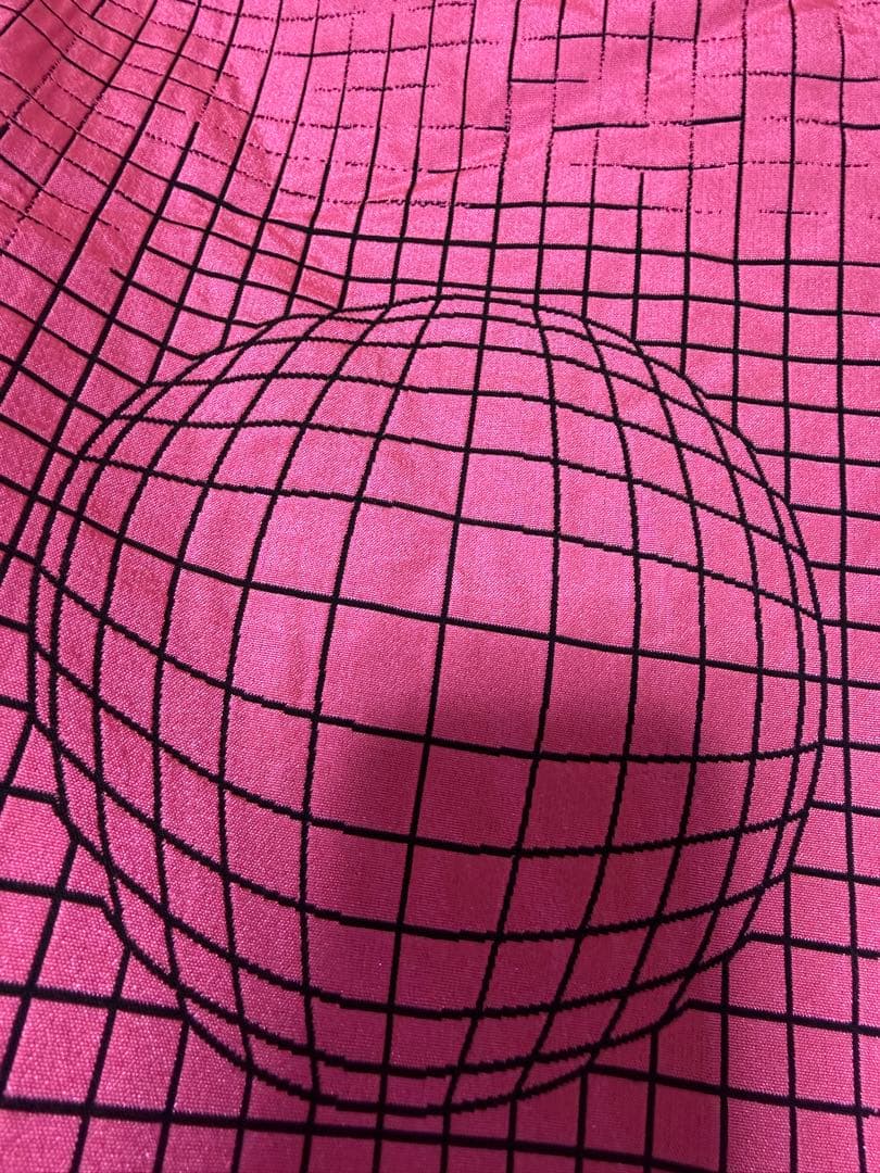 20471120 スカート　ケープ　マント　ポンチョ　蛍光　ピンク　時空　4次元