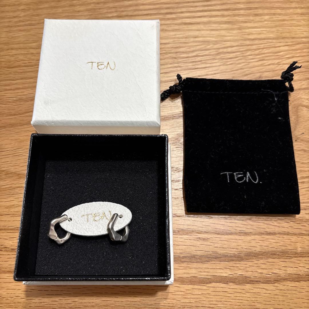 TEN ピアス(両耳用)