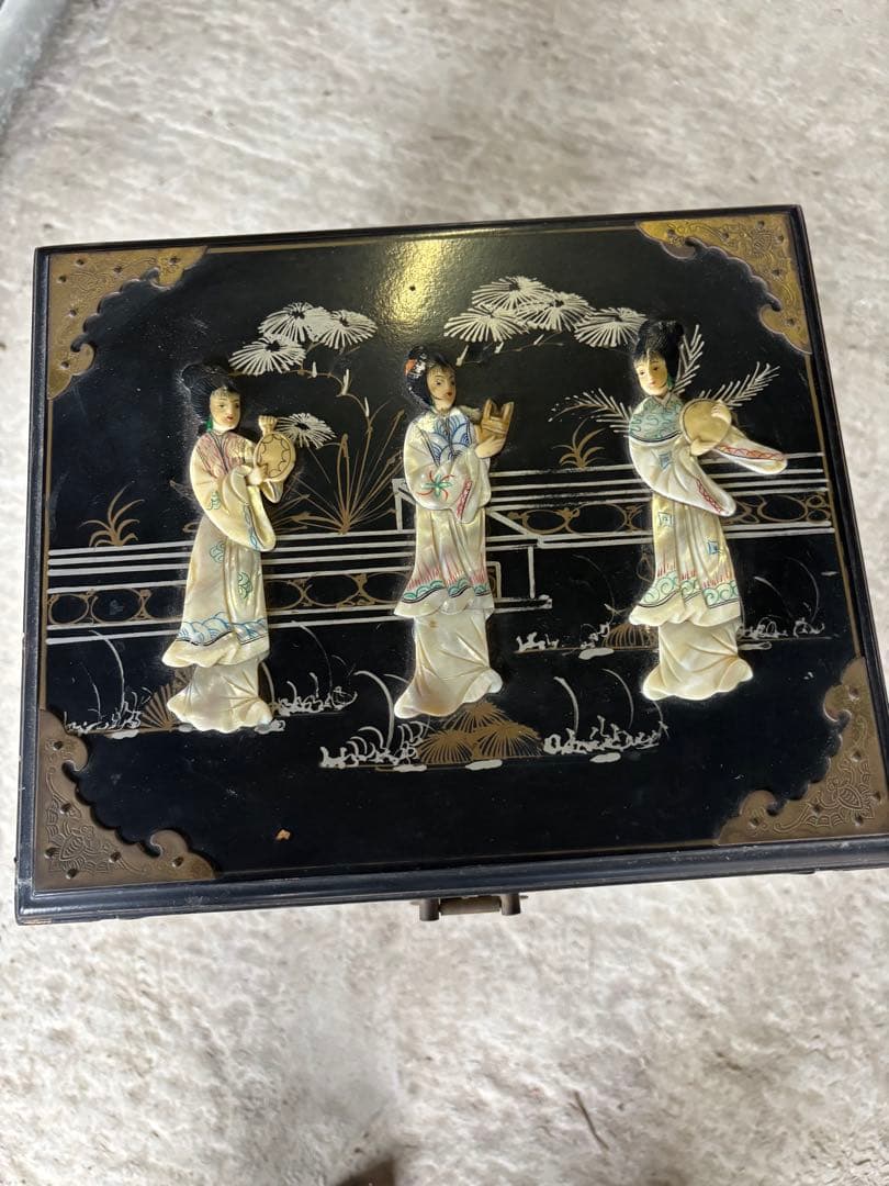 韓国 中国 唐木 螺鈿 象嵌 漆 ジュエリーボックス　小物箪笥