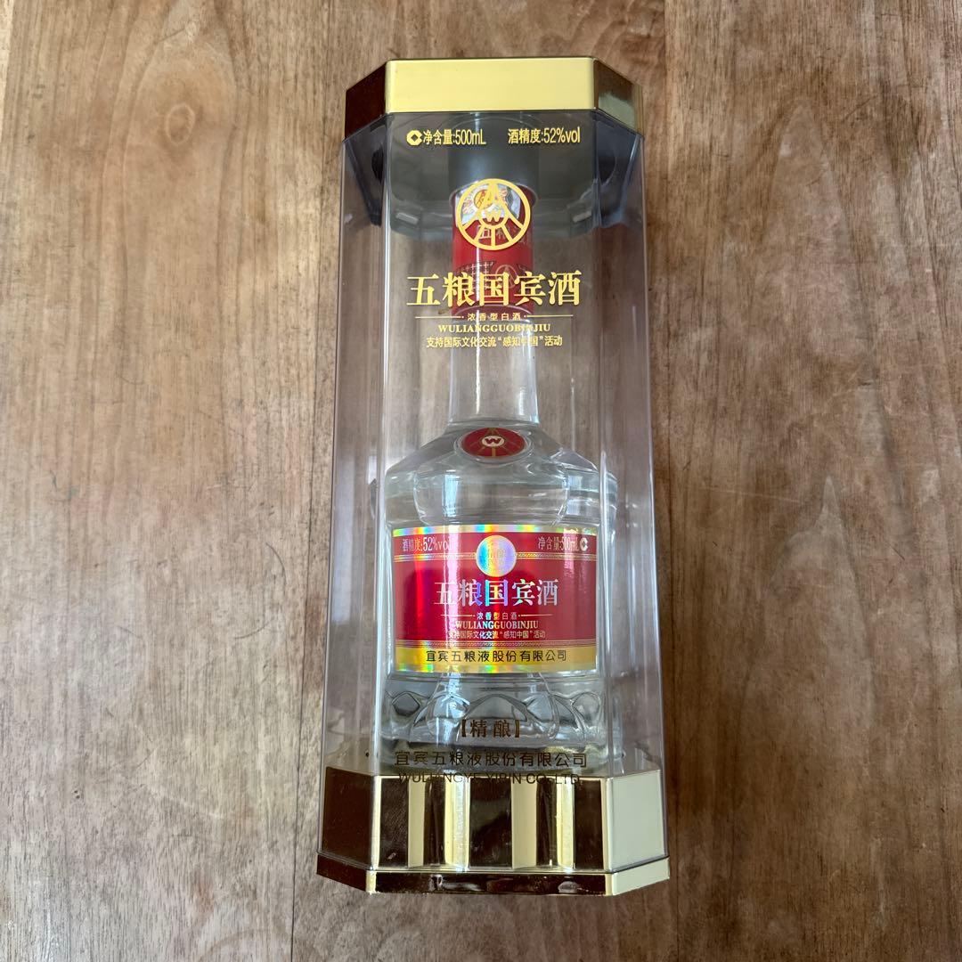 五粮国賓酒　白酒　52度　500ml