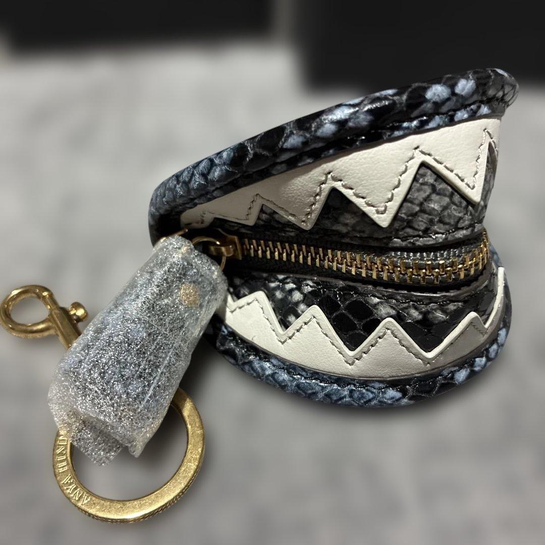 アニヤハインドマーチ シャーク ケース キーホルダー パイソン柄