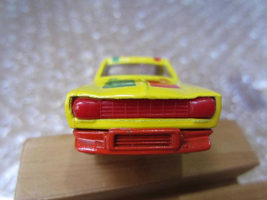 黒箱トミカ／ハコスカ／愛のスカイライン／2000GT-R／レーシング仕様（黄色）