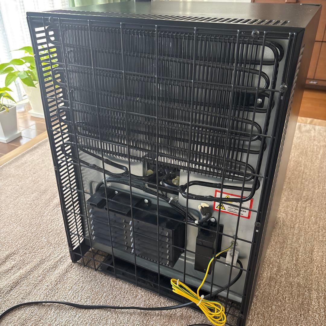 ワンドア冷蔵庫40L A stage