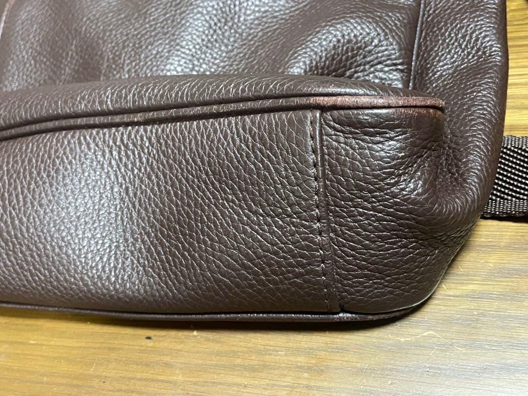 ヴィヴィアンウエストウッド　ブラウンレザー ビジネスバッグ　ショルダーバック