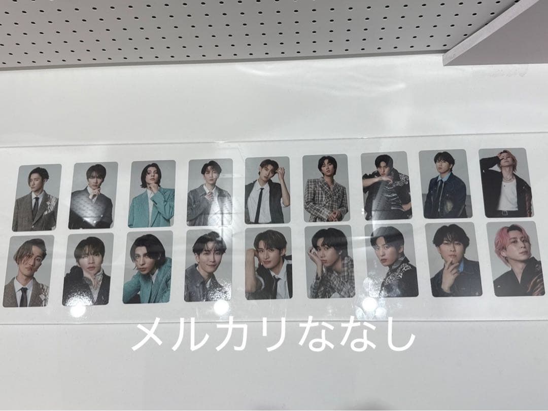 Man 韓国 ポップアップ フォトカード トレカ 缶バッジ Lホルダー